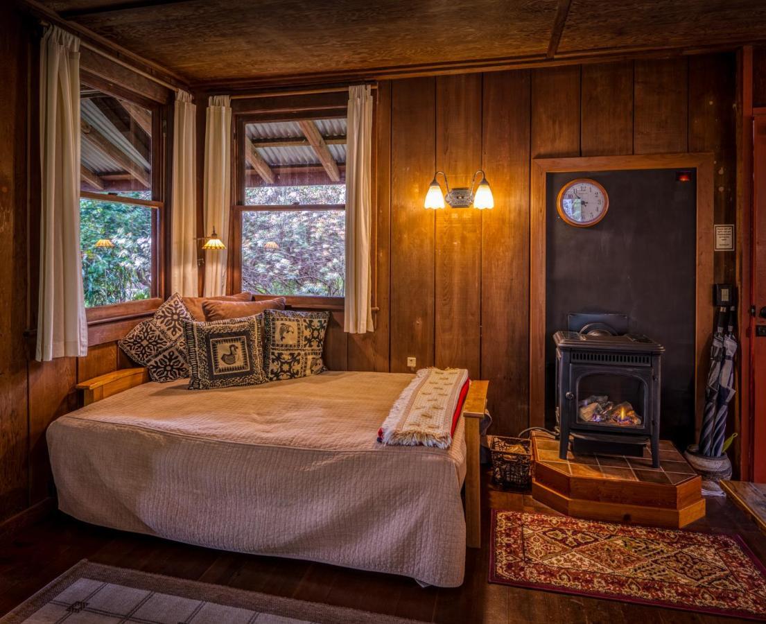 Crater Rim Cabin Volcano Exterior photo